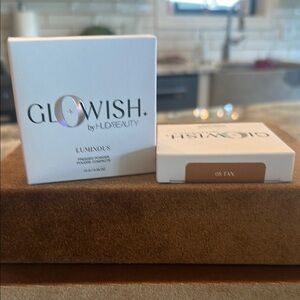 NIB•GloWish by Huda Beauty Luminous Pressed Powder Tan 08
